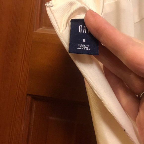 Silk dress, cream /pink sz 6 Gap - Picture 5 of 6